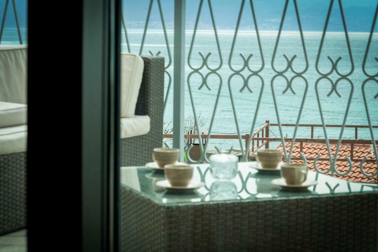 Apartments L&L Dugi Rat Ngoại thất bức ảnh