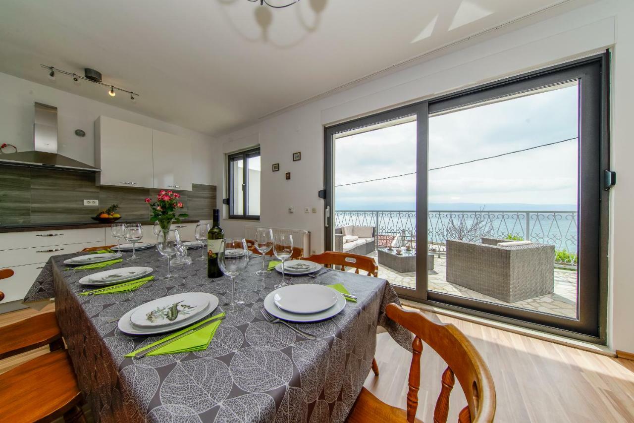 Apartments L&L Dugi Rat Ngoại thất bức ảnh